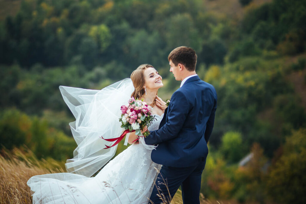 Beautiful Wedding walk on nature Ukraine SumyBeautiful Wedding walk on nature Ukraine Sumy